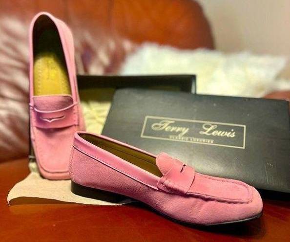 Terry Lewis  Classic Luxuries Size 7M in Light Pink