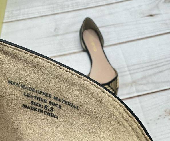 Modcloth NEW  Restricted “Amazing” Black & Gold Stitched Toe Flats Size 8.5