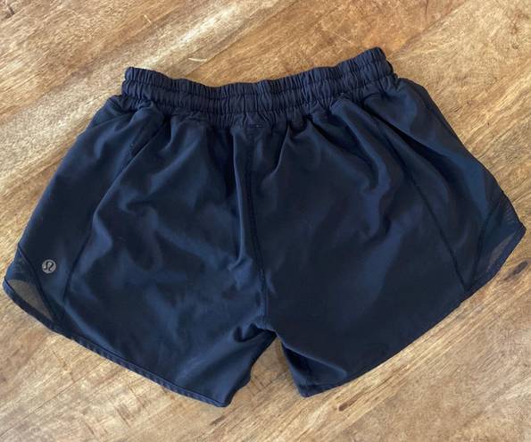 Lululemon Hotty Hot Shorts 4”