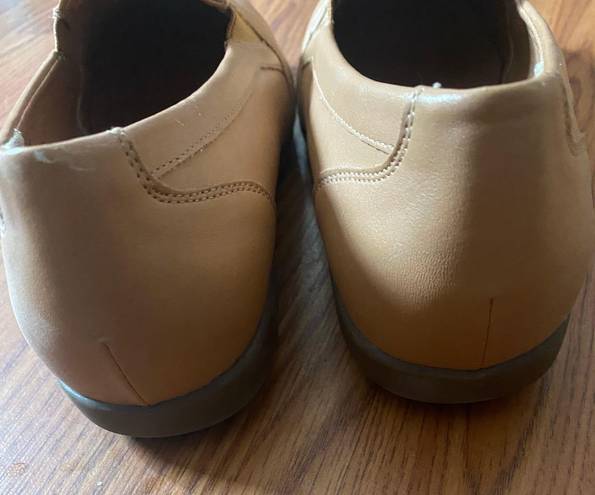 Comfort View Tan Camel Leather flat