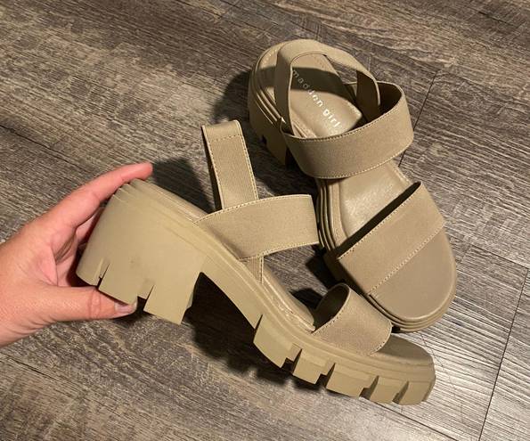 Madden Girl Chunky Sandal