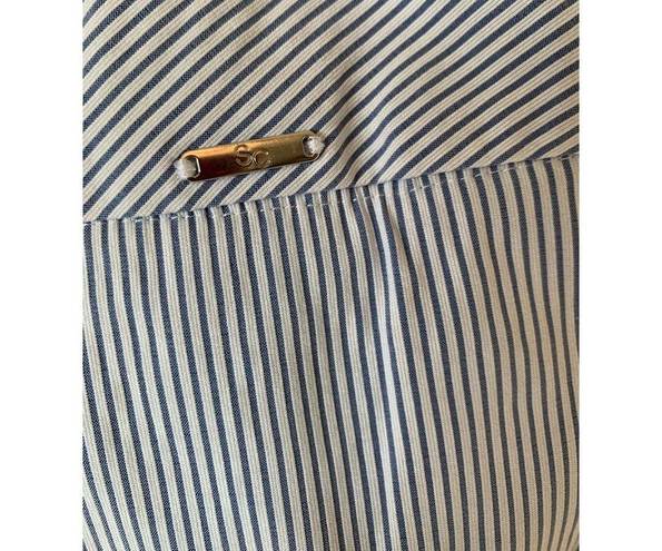 Krass&co SC &  Skort size medium blue and white pin stripes