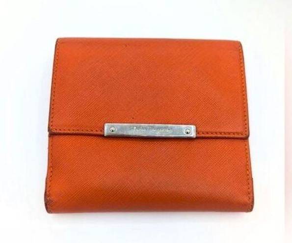 Salvatore Ferragamo  Burnt Orange Authentic WALLET Very Good Condition