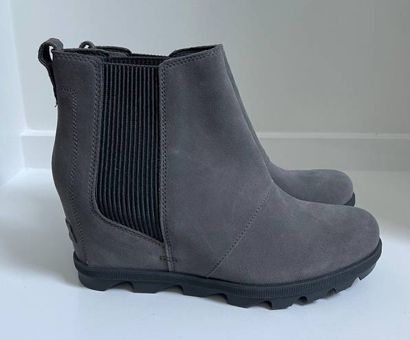 Sorel New  Gray Suede Wedge Booties 9