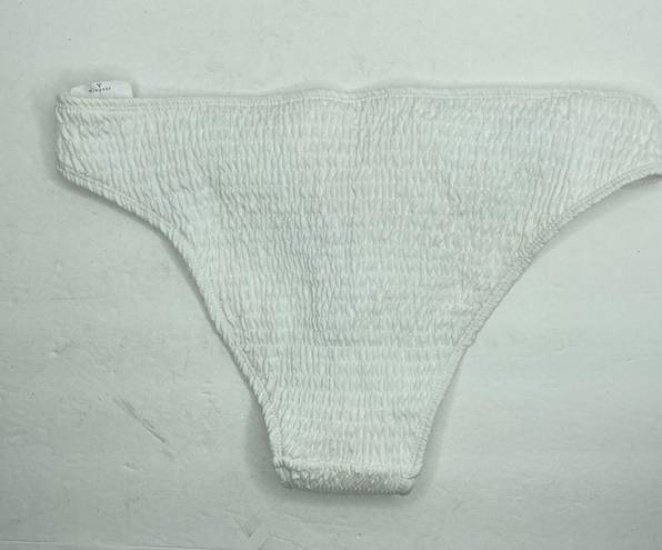 Cabana Del Sol  Women’s White Smocked Bikini Bottoms Size Large NWT