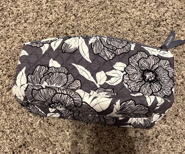 Vera Bradley Makeup Bag