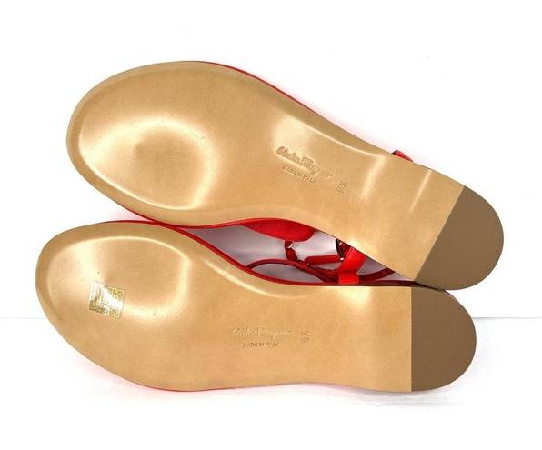 Salvatore Ferragamo  Tahiti Embellished Coral Leather Thong Logo Flat Sandals 9.5