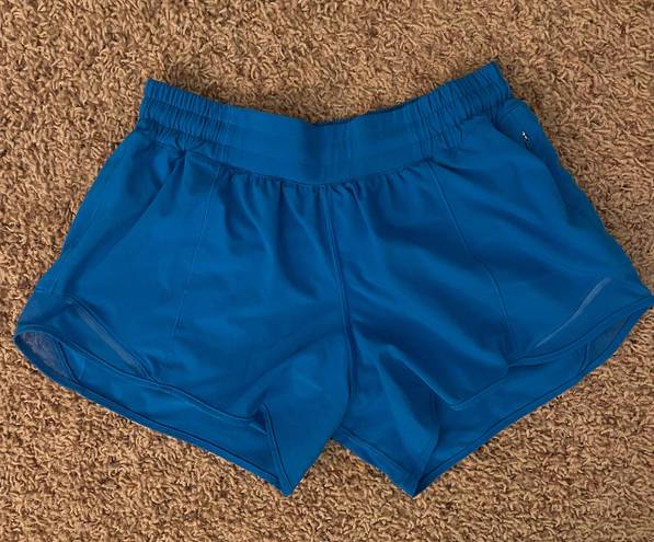 Lululemon Hotty Hot Shorts 4”