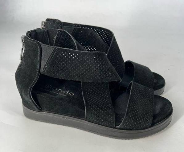 Blondo Cassie wedge suede sandals black waterproof leather size 6