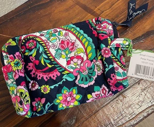 Vera Bradley NWT!  Small Cosmetic Bag in Petal Paisley!