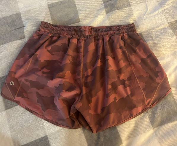 Lululemon Hotty Hot Short 2.5”