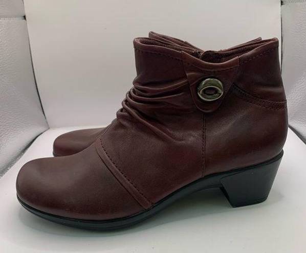 Earth Origins  Mallory Leather Booties 8.5M ankle heel burgundy