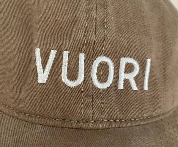 Vuori NWT  Unisex Baseball Cap Camel