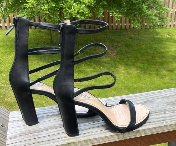 DKNY  Rita strappy heeled sandals black size 8 high chunky heel zip back leather