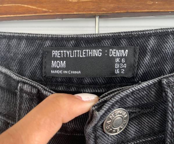 Pretty Little Thing  Black Denim Distressed Mom Jeans Size 2