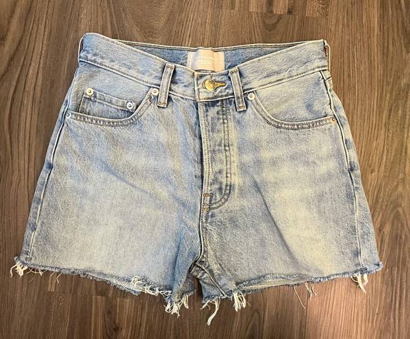 Everlane 90’s Relaxed Denim Short