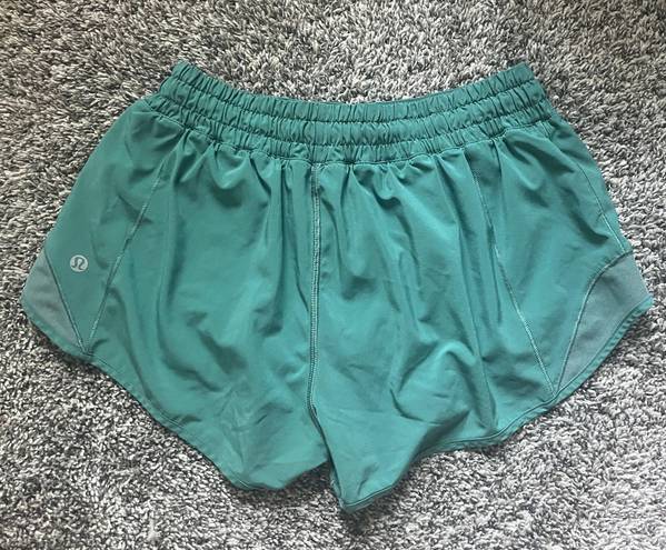 Lululemon Hotty Hot Short 2.5”