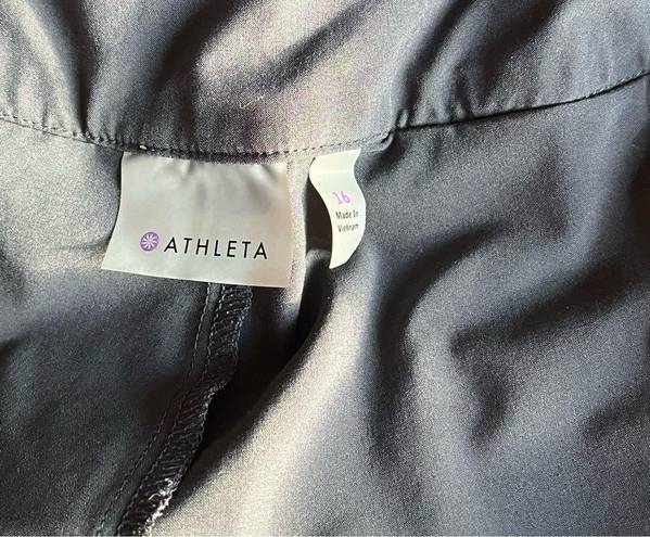 Athleta •charcoal skort •size 16