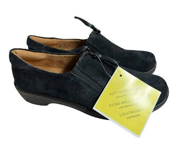 Natural Soul NWT  Luxe By Naturalizer Suede Casual Zip Front Shoes Womens Sz 6M