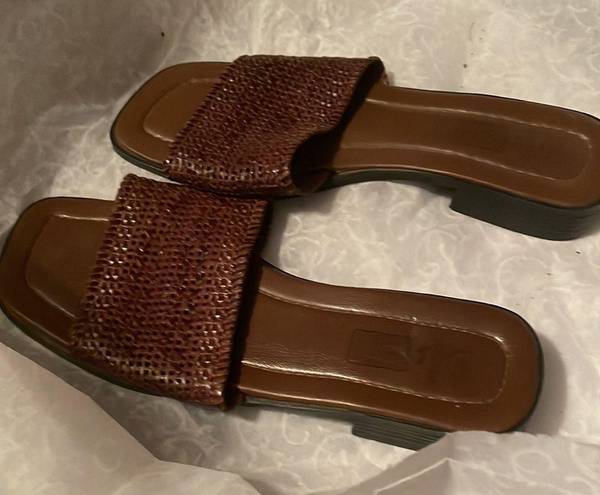 Faded Glory  brown slide on shoes