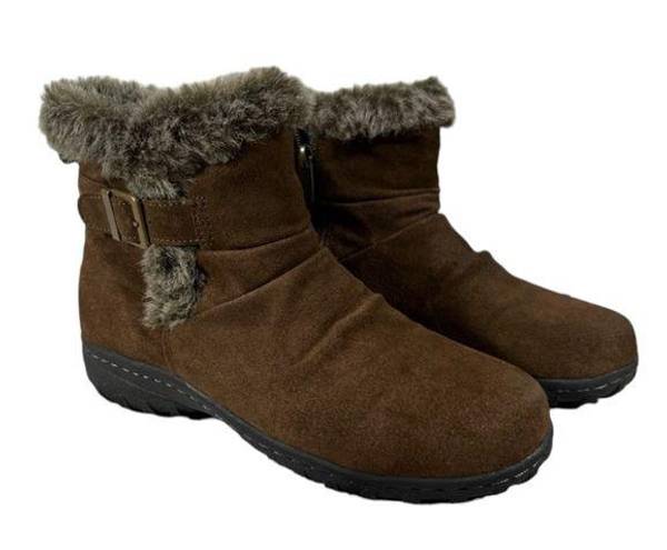 Khombu Women's Suede Winter Bootie Size 7