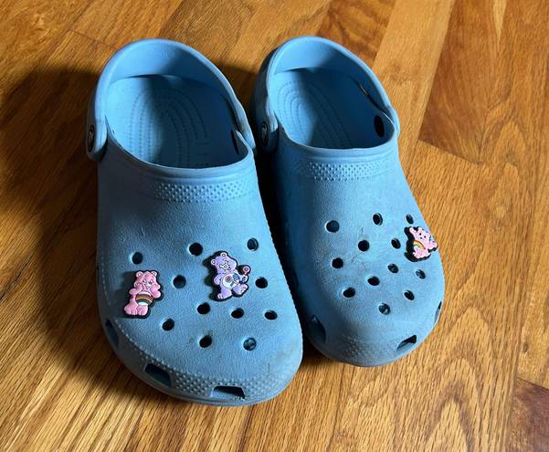 Crocks Size 7