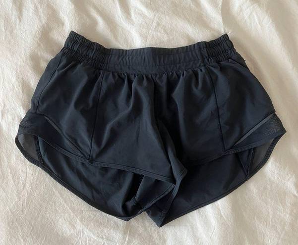 Lululemon  Hotty Hot Shorts 2.5”