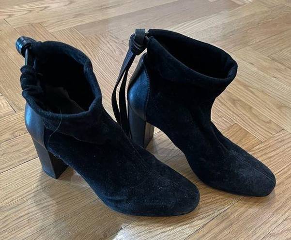 Stuart Weitzman  Booties