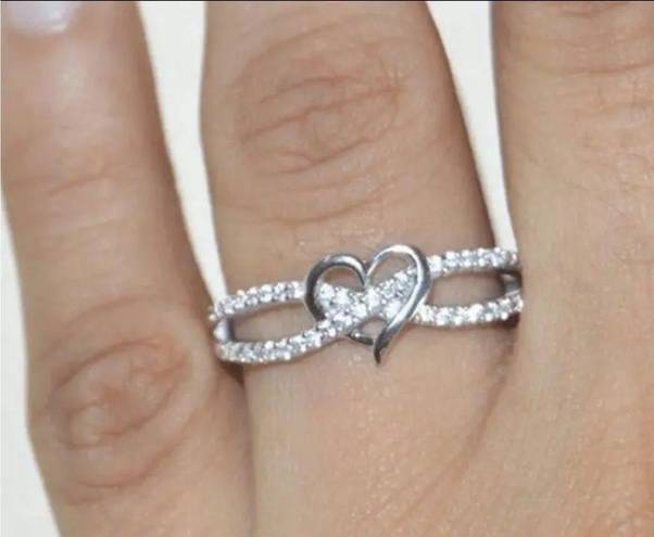 infinity  Heart Ring. Size 7