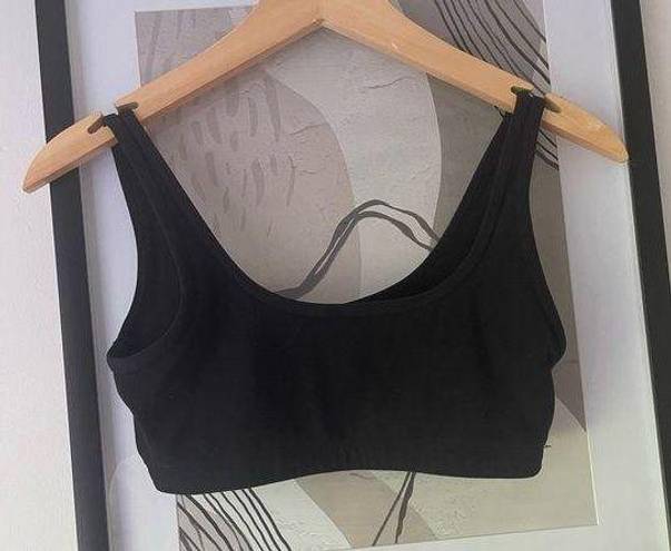 Aritzia  TNA Bra