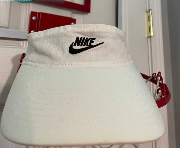 Nike Sports Visor