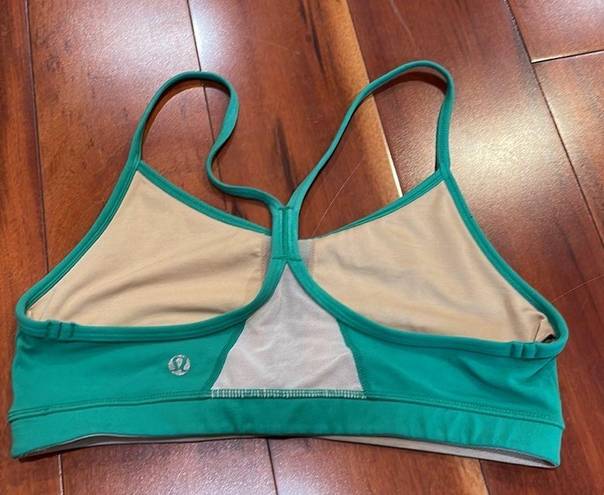 Lululemon , sports bra size 6