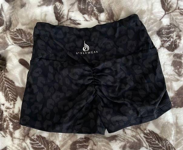 Ryderwear Black Cheetah Scrunch Bum Shorts