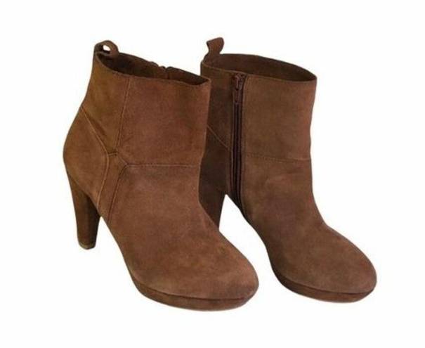 Eva & Zoe  Suede Heeled Boots Brown Size 6.5 Vintage Y2K Neutral Stealth Wealth