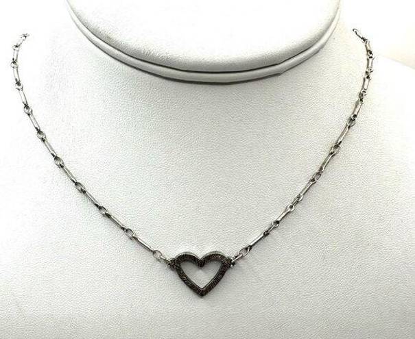 American Eagle  Outfitters silver tone heart choker necklace