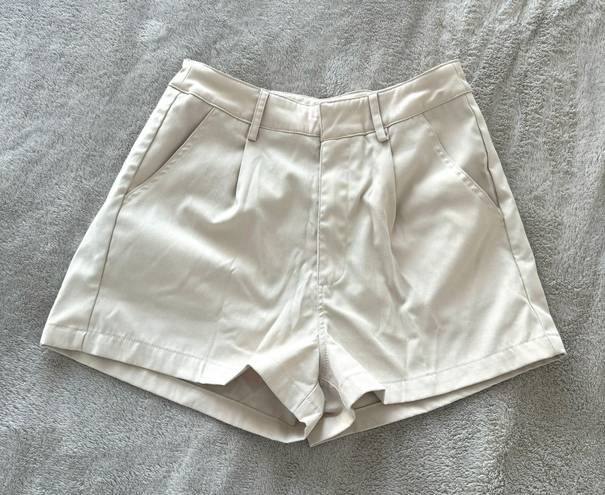 Tailored tan shorts Size XS