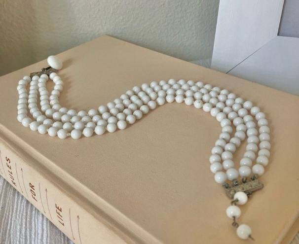 American Vintage Vintage “Fatima” Four Strand White Necklace Classic Style Neutral Bridal Choker