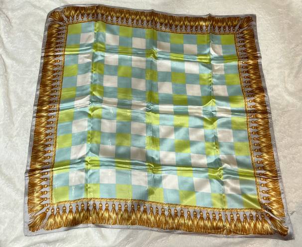 Beautiful Vintage Silk Scarf. Green