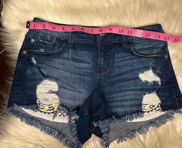 Harper  embroidery pocket distressed denim shorts sz 27