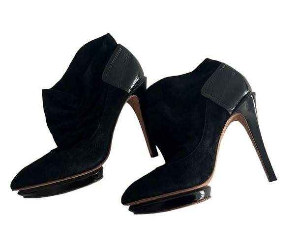 L.A.M.B. Size 10 Slouchy Suede Ankle Booties in Black