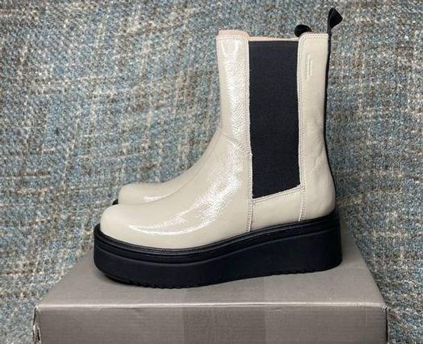 Vagabond  Shoemakers Tara Patent Leather Platform Boot in Plaster