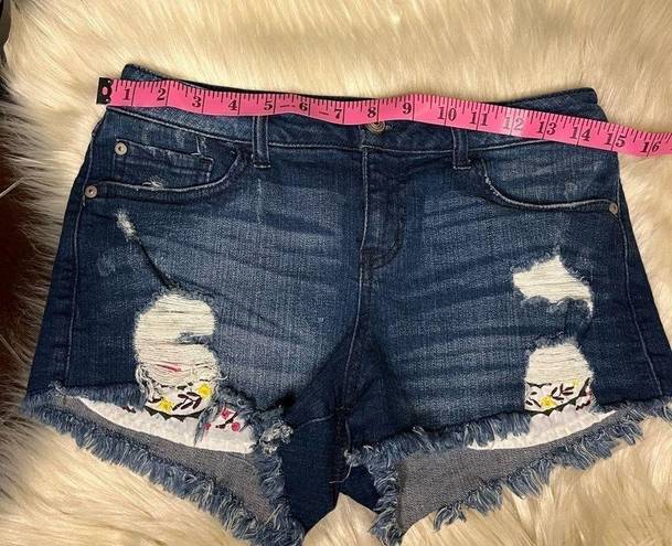 Harper  embroidery pocket distressed denim shorts sz 27