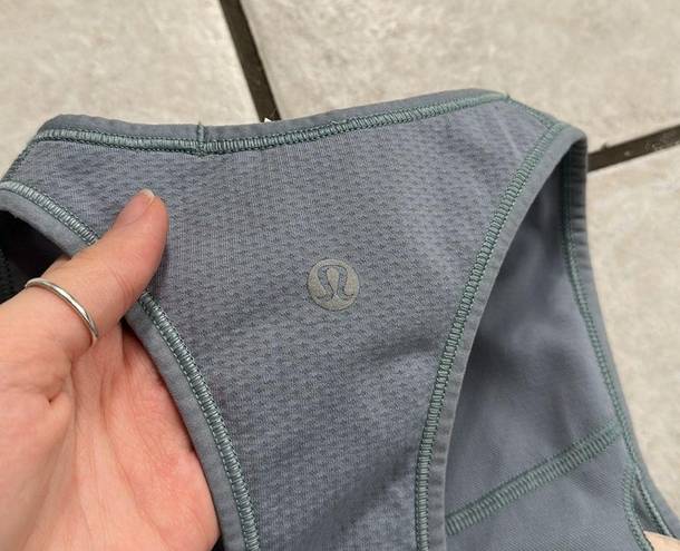 Lululemon  Ebb to Train Bra