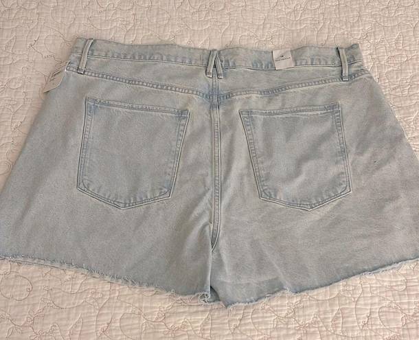 Good American NWT  90s Shred Denim Shorts Size 16 Light Wash distressed High Rise