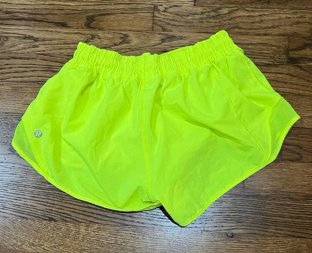 Lululemon Highlighter Yellow 2.5 Hotty Hot