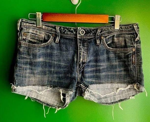 Silver Jeans  Isabel Size 32 Denim Blue Jean Shorts Distressed Cute! EUC