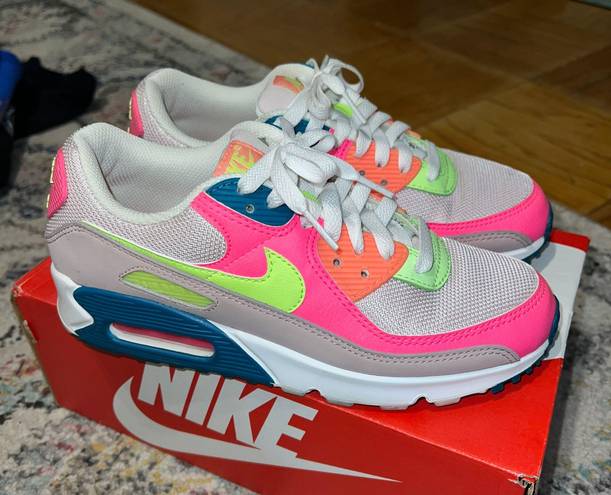 Nike Air Max 90