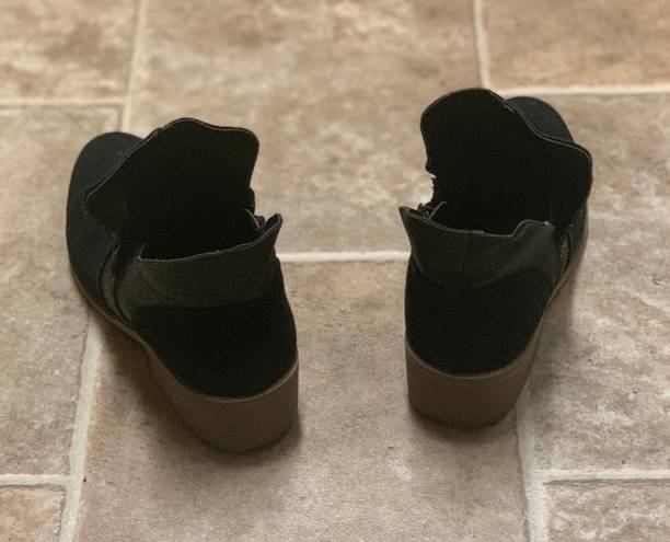 American Eagle Black Booties