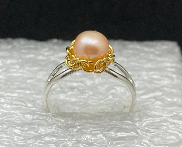 Handmade Cream pearl bead ring with gold chain - size 6