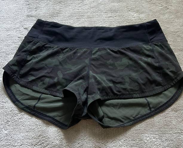 Lululemon Speed Up Shorts 2.5